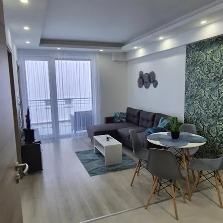 Oasis Apartman Hajduszoboszlo Exterior photo