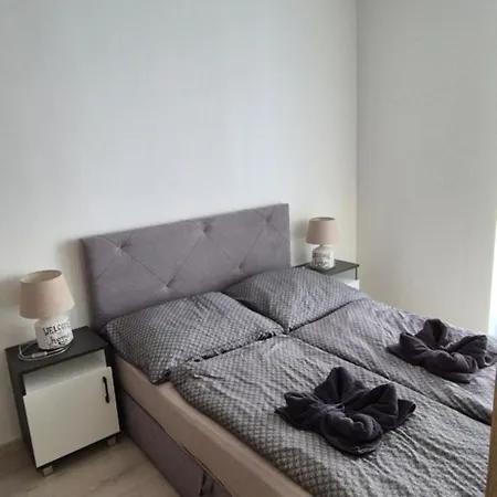 Oasis Apartman Hajduszoboszlo Exterior photo